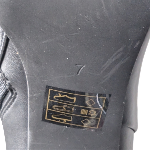 Jeffrey Campbell Women's Pillar Over the Knee Boot..Size 7 - Picture 7 of 9